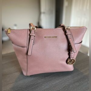 Michael Kors - Dusty Rose Jet Set Saffiano Leather Tote Purse